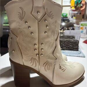 Elegant Cream Western Heeled Boots - Torrid